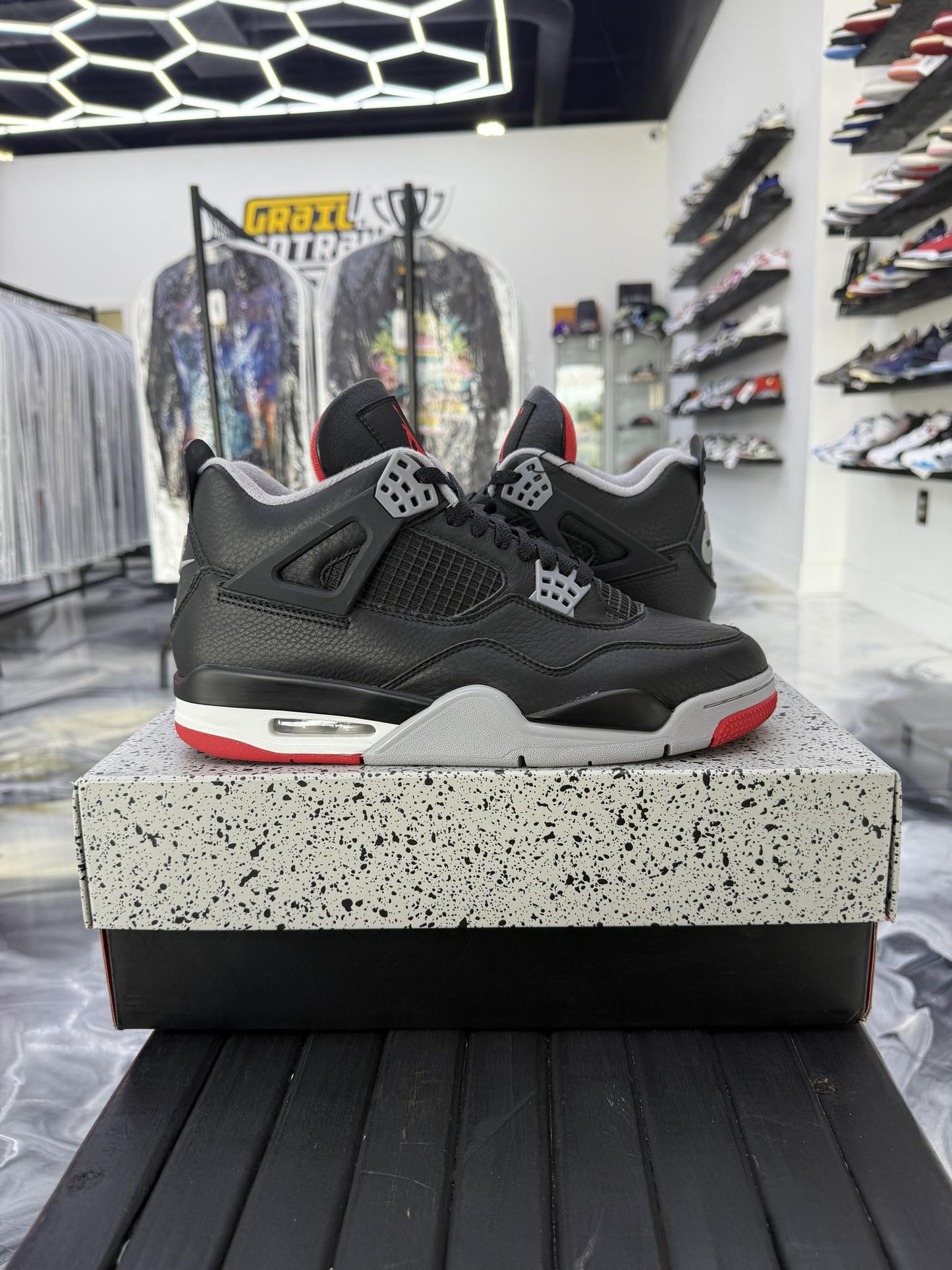 Jordan 4 "Bred Reimagined" Used Size 10