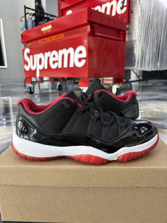 Jordan 11 Low "Bred" Used Size 9.5