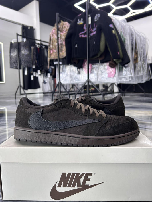 Jordan 1 Travis Scott "Velvet" Used Size 11.5