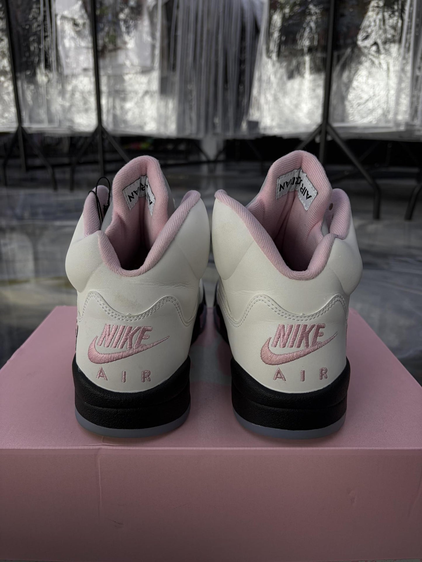 Jordan 5 "Medium Soft Pink" Used Size 8