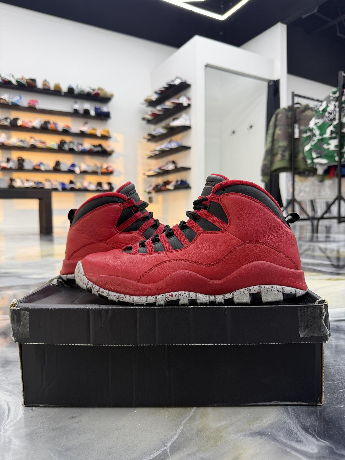 Jordan 10 Bulls Over Broadway Used Size 9.5