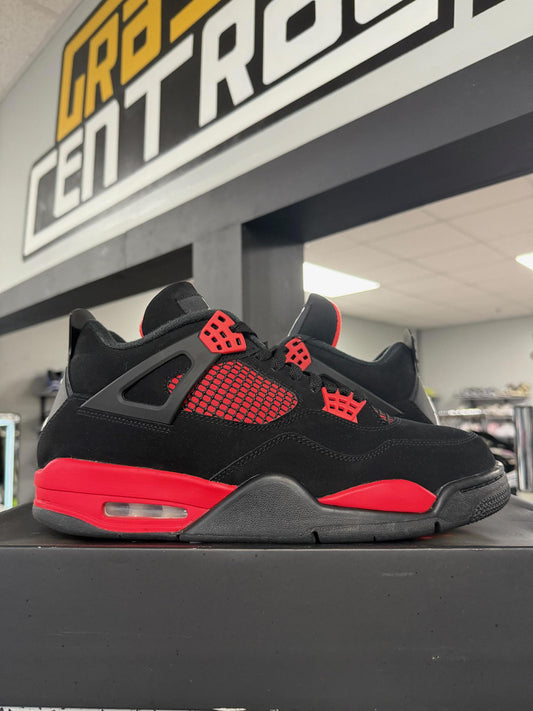 Jordan 4 "Red Thunder" Used Size 11.5