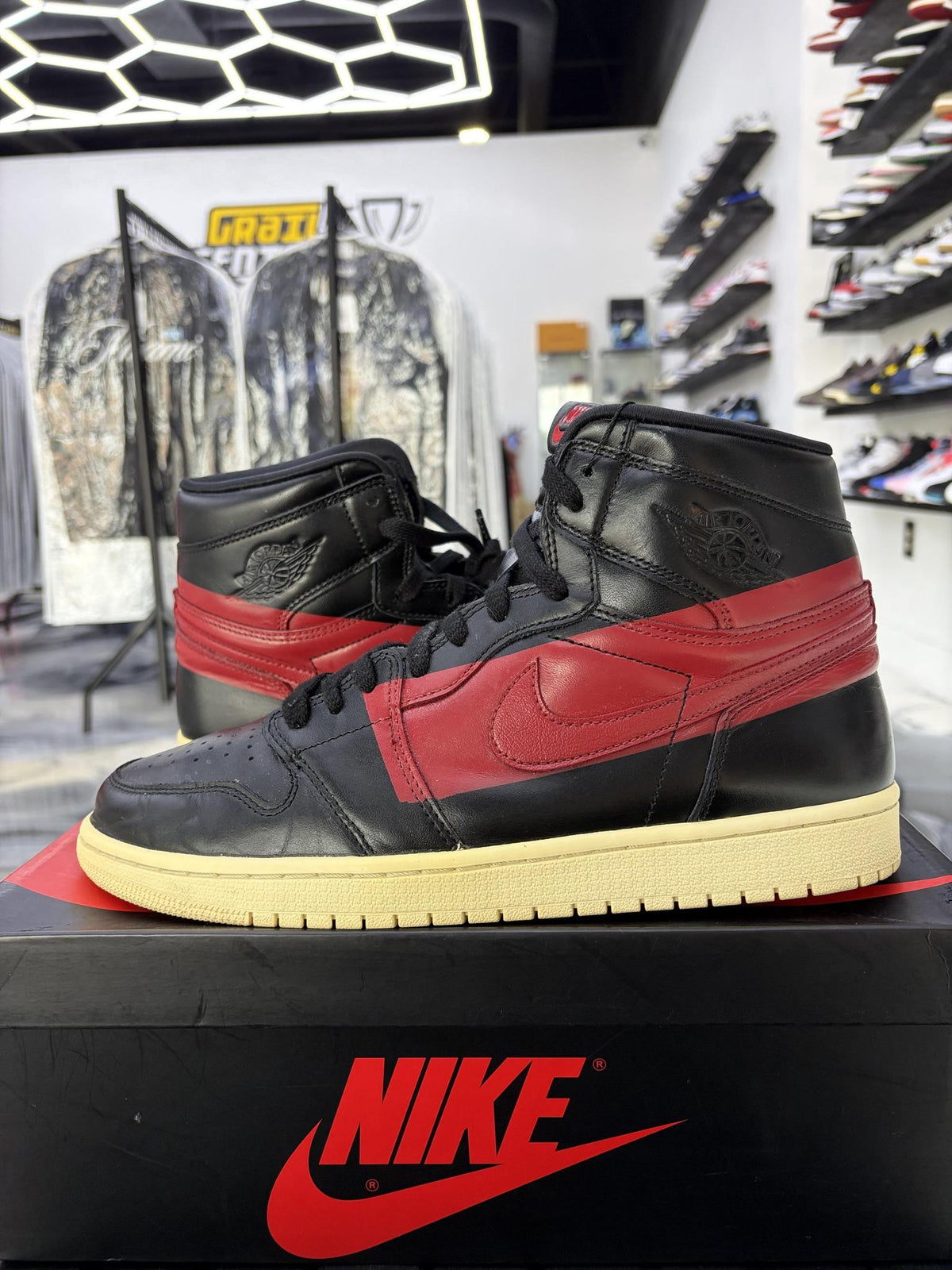 Jordan 1 "Defiant Couture" Used Size 11.5