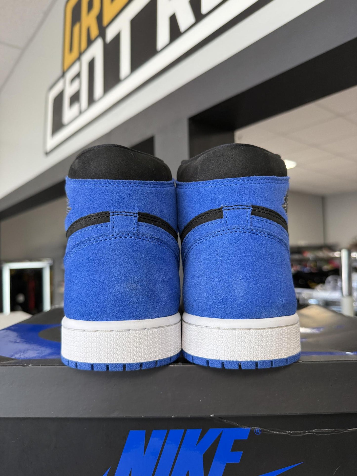 Jordan 1 "Royal Reimagined" Used Size 11