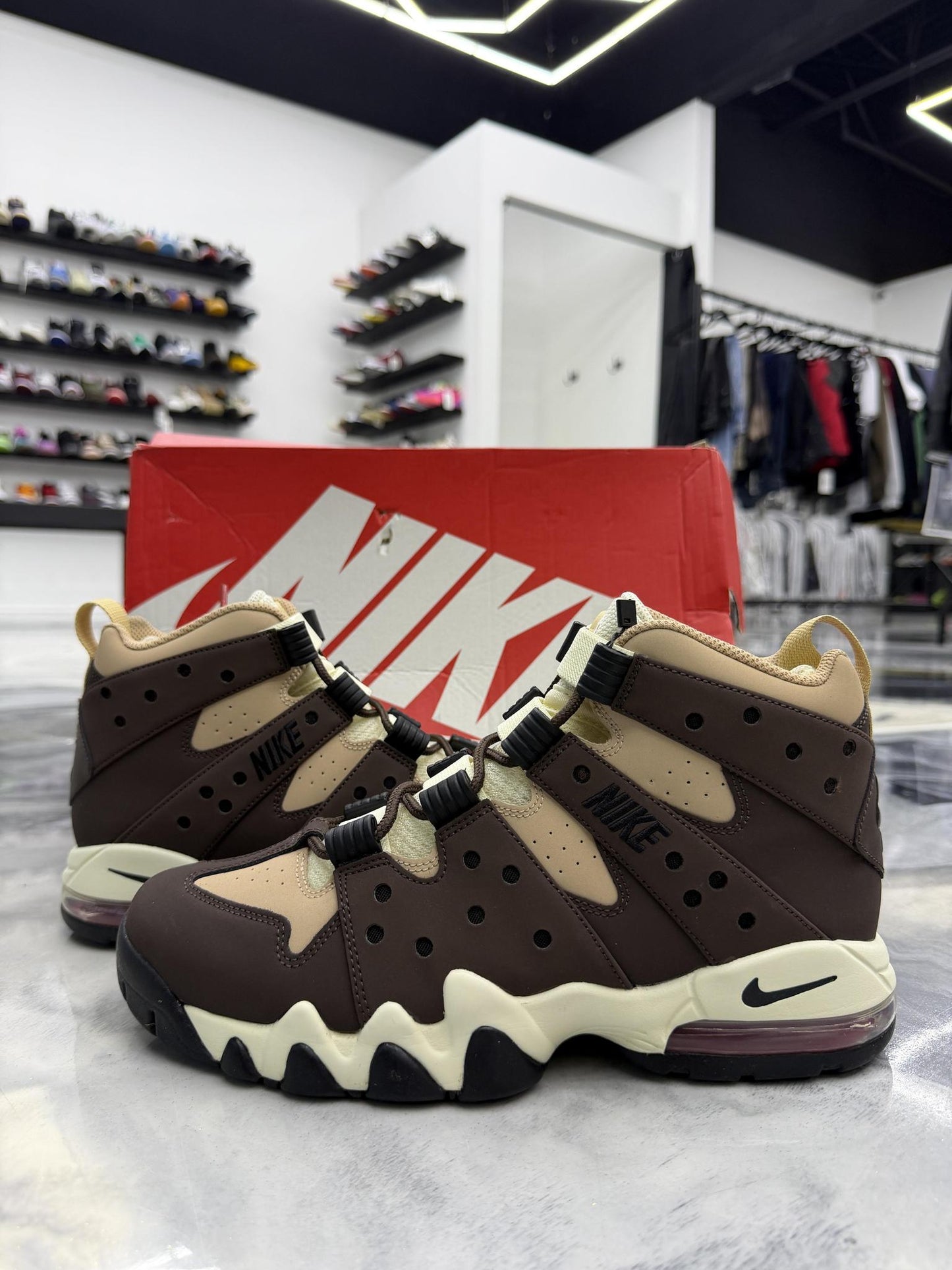 Nike Air Max 2 CB34 "Baroque Brown" Used Size 9.5