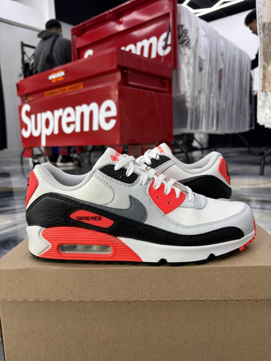 Nike Air Max 90 "Infrared" Used Size 9
