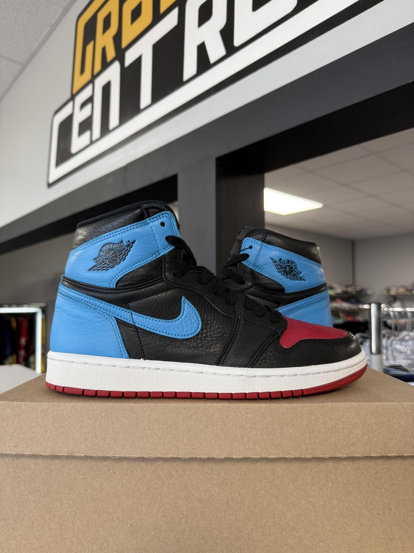 Jordan 1 "Unc to Chicago" Used Size 9