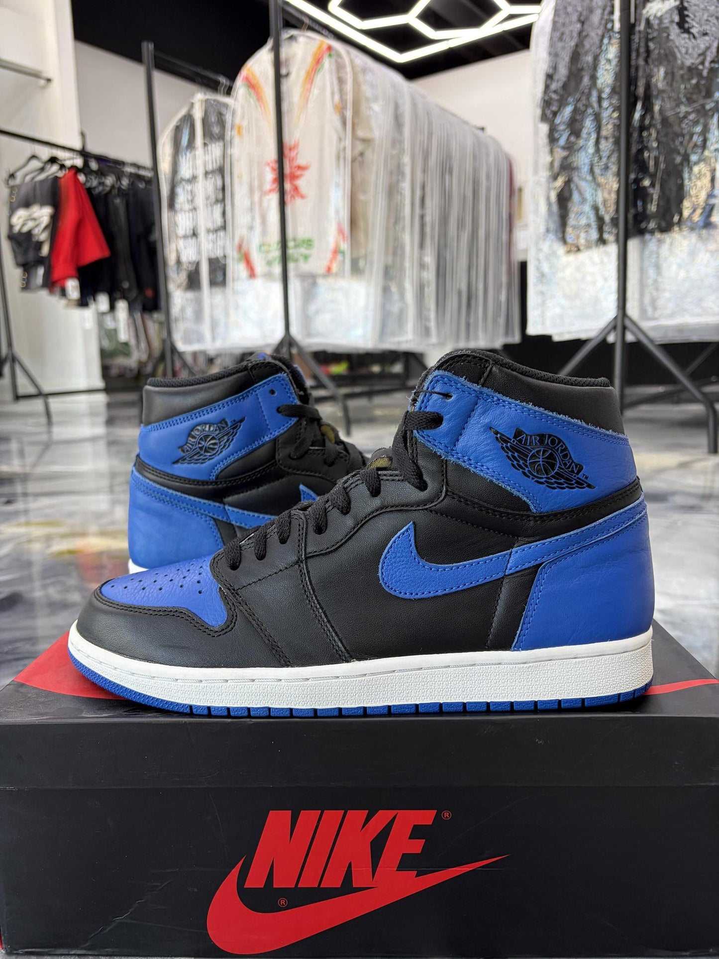 Jordan 1 "Royal" Used Size 10.5