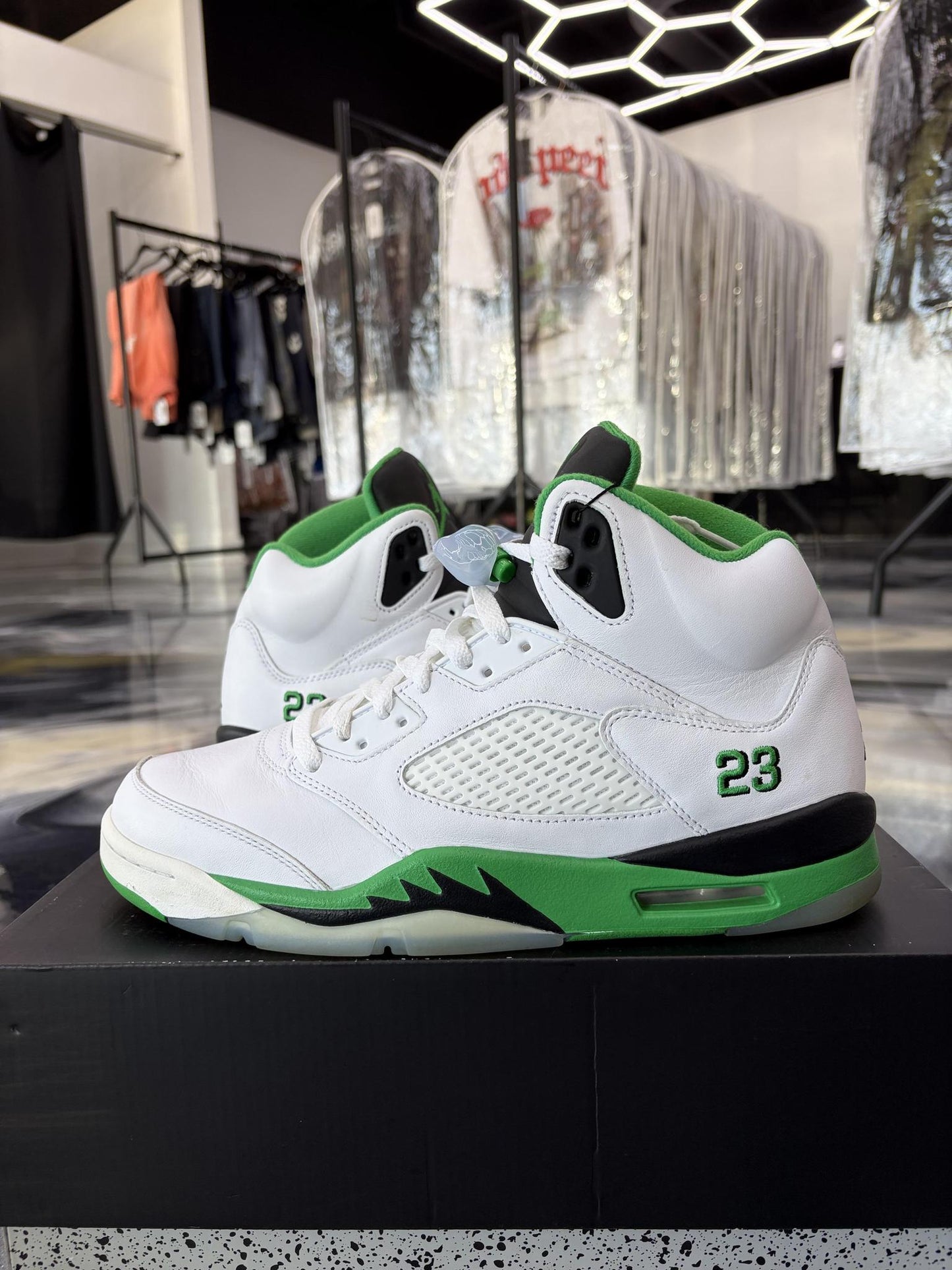 Jordan 5 "Lucky Green" Used Size 10.5