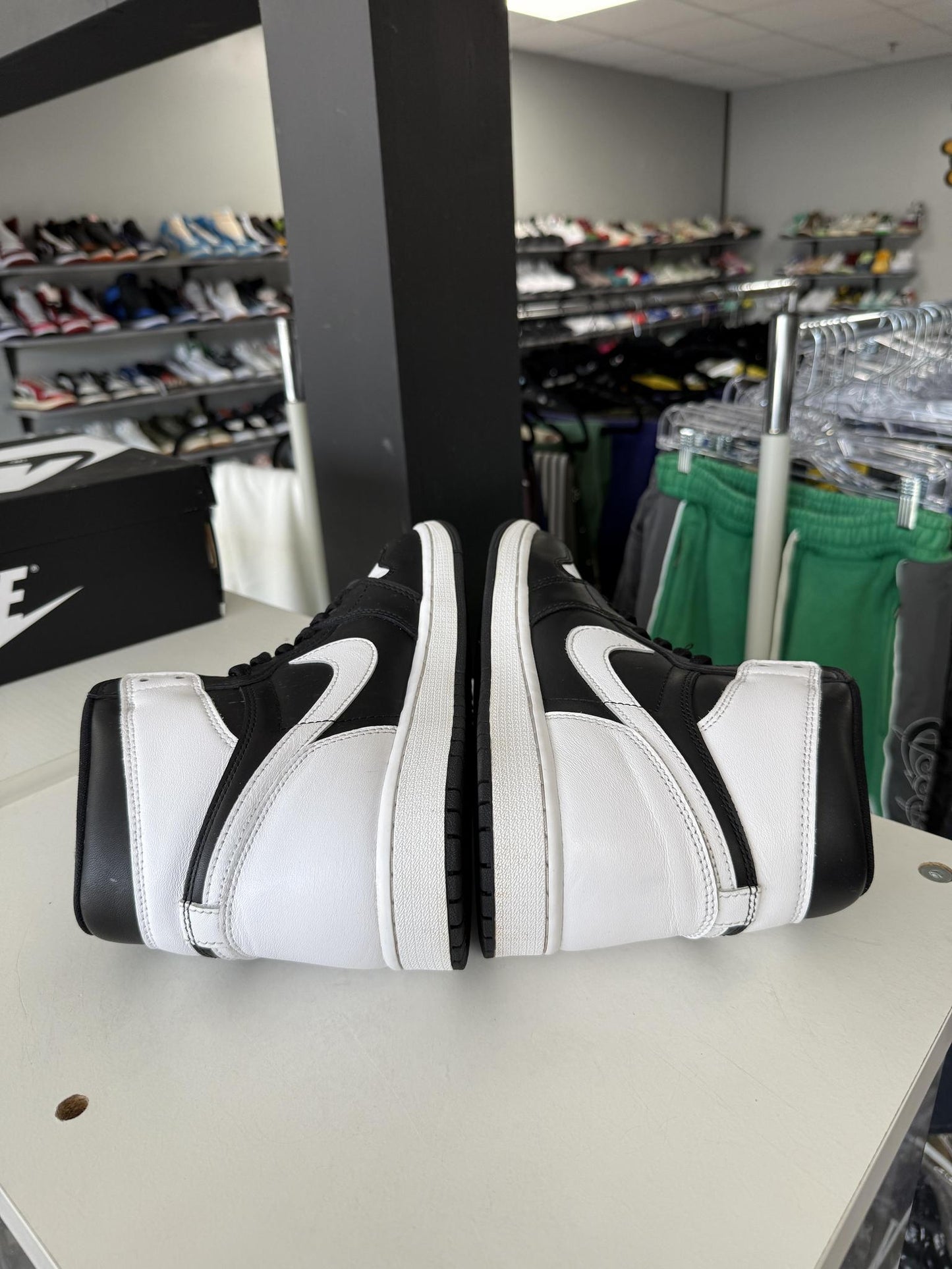 Jordan 1 "Black White" Used Size 10