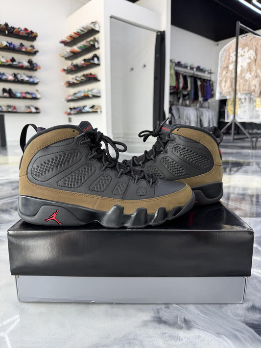 Jordan 9 "Olive" Used Size 9.5