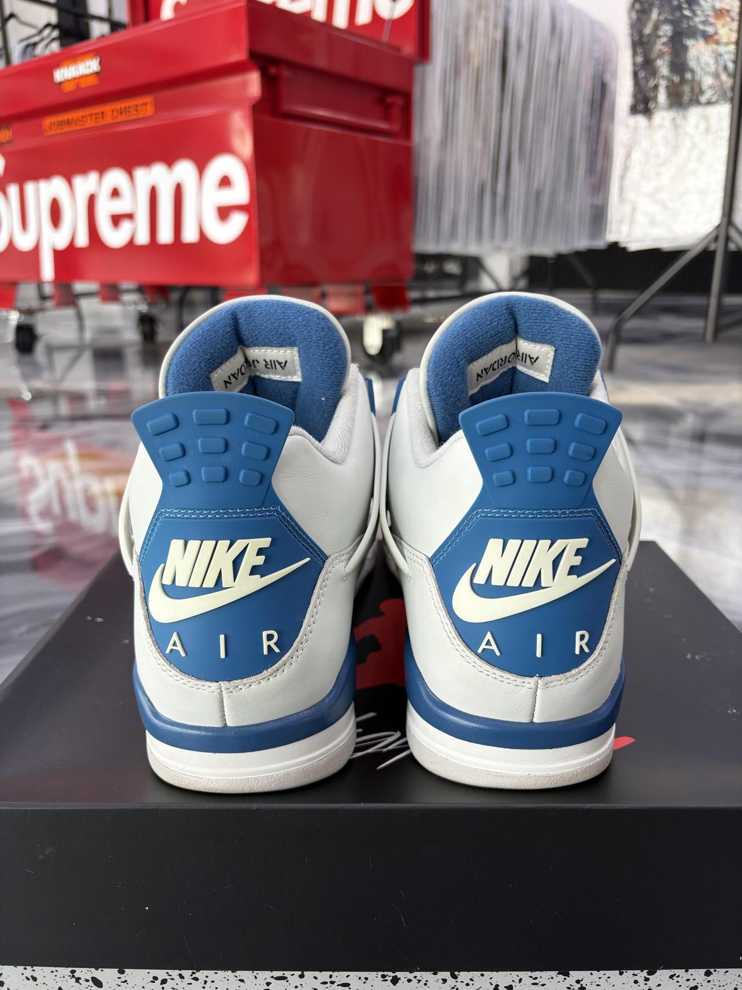 Jordan 4 "Military Blue" Used Size 11