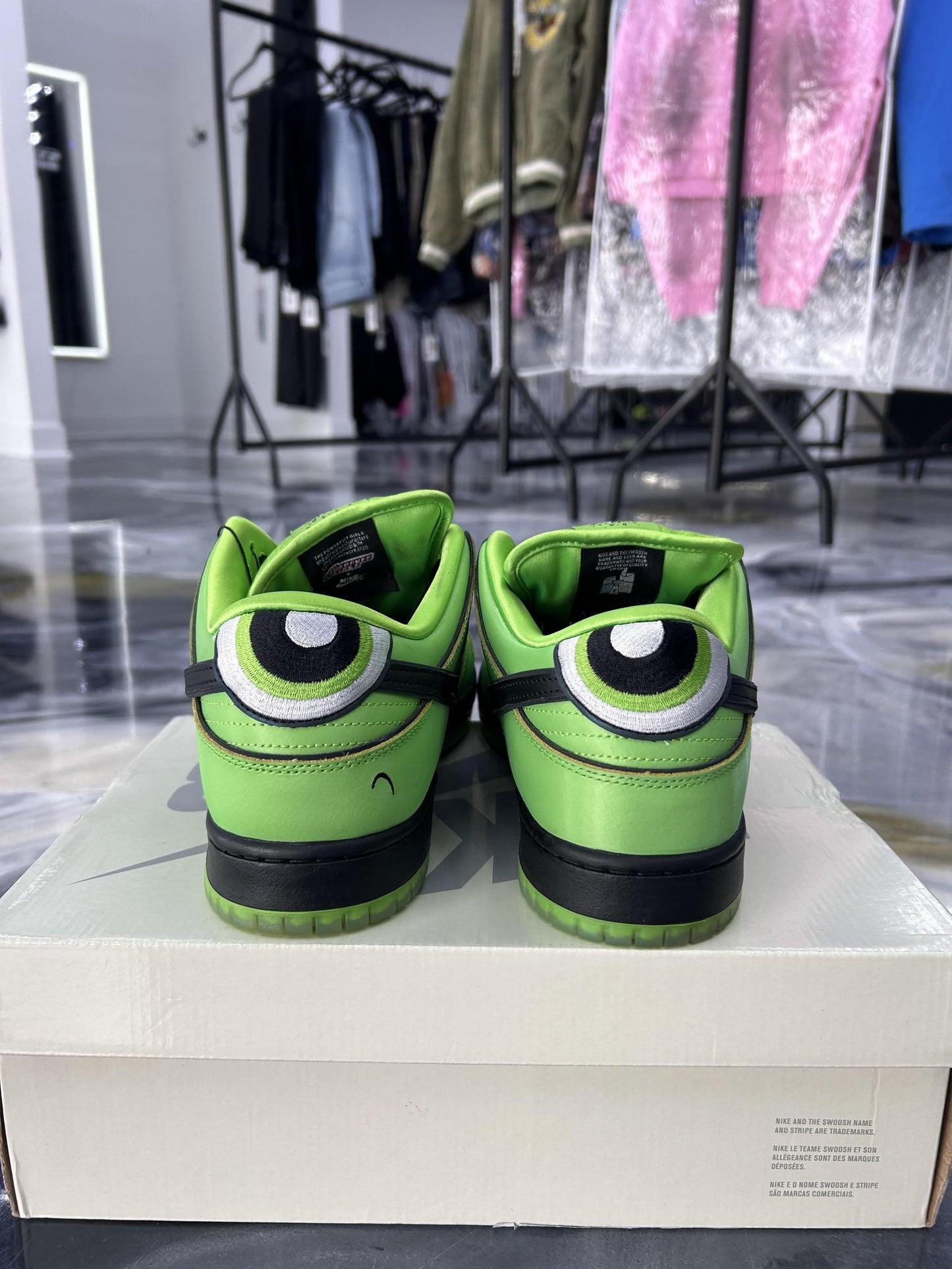 Nike SB Dunk Powerpuff "Buttercup" Used Size 12
