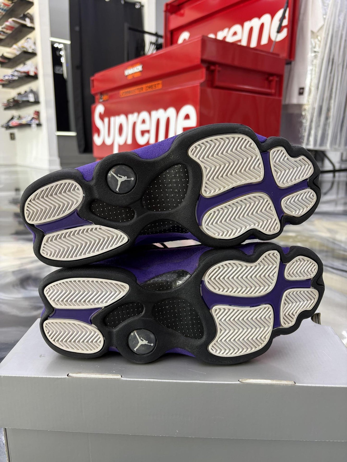 Jordan 13 "Court Purple" Used Size 9