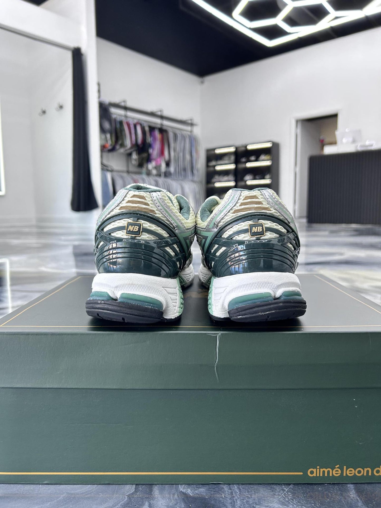New Balance 1906R x ALD "Jade" Used Size 11.5