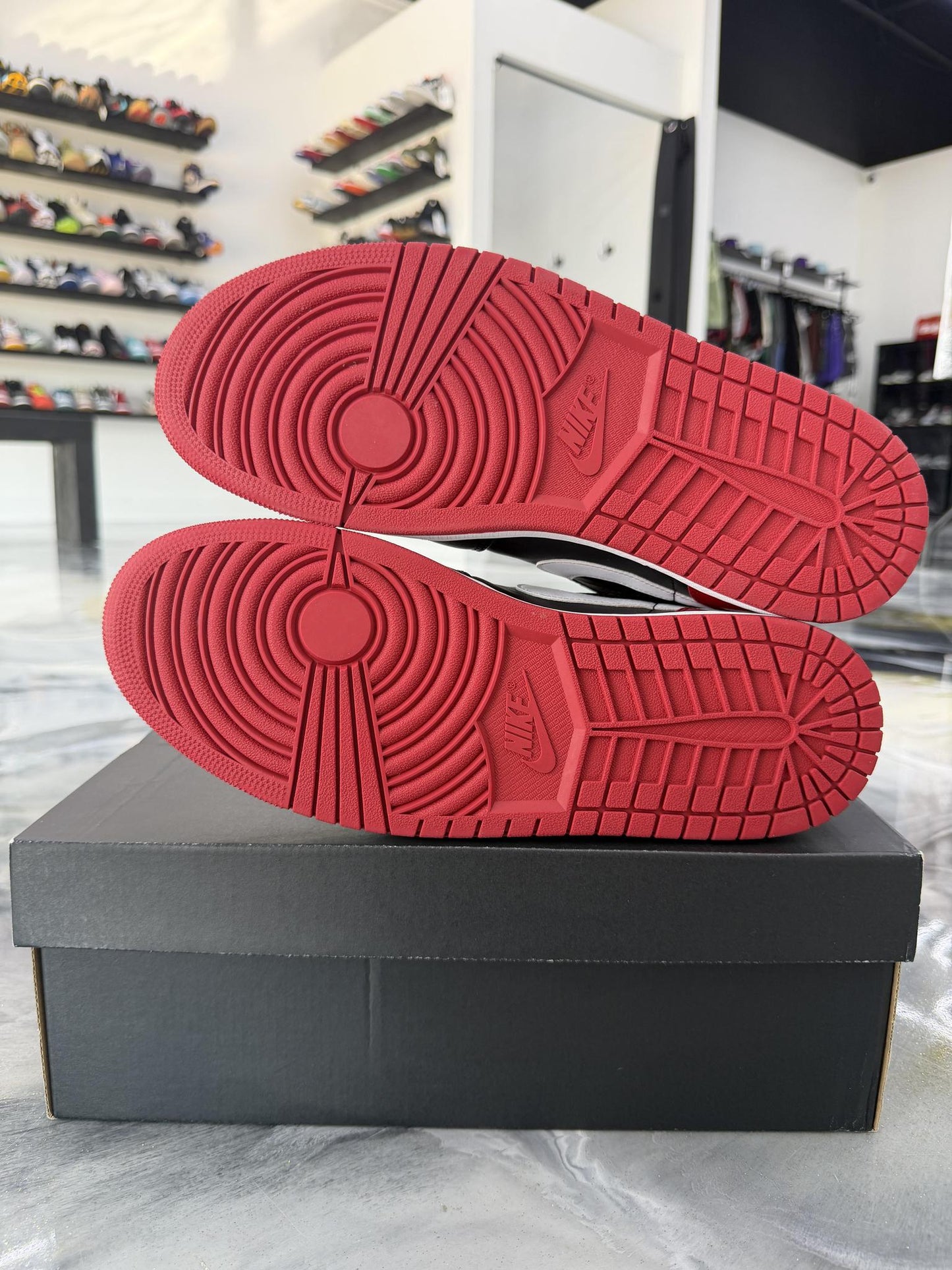 Jordan 1 Low "Bred" Used