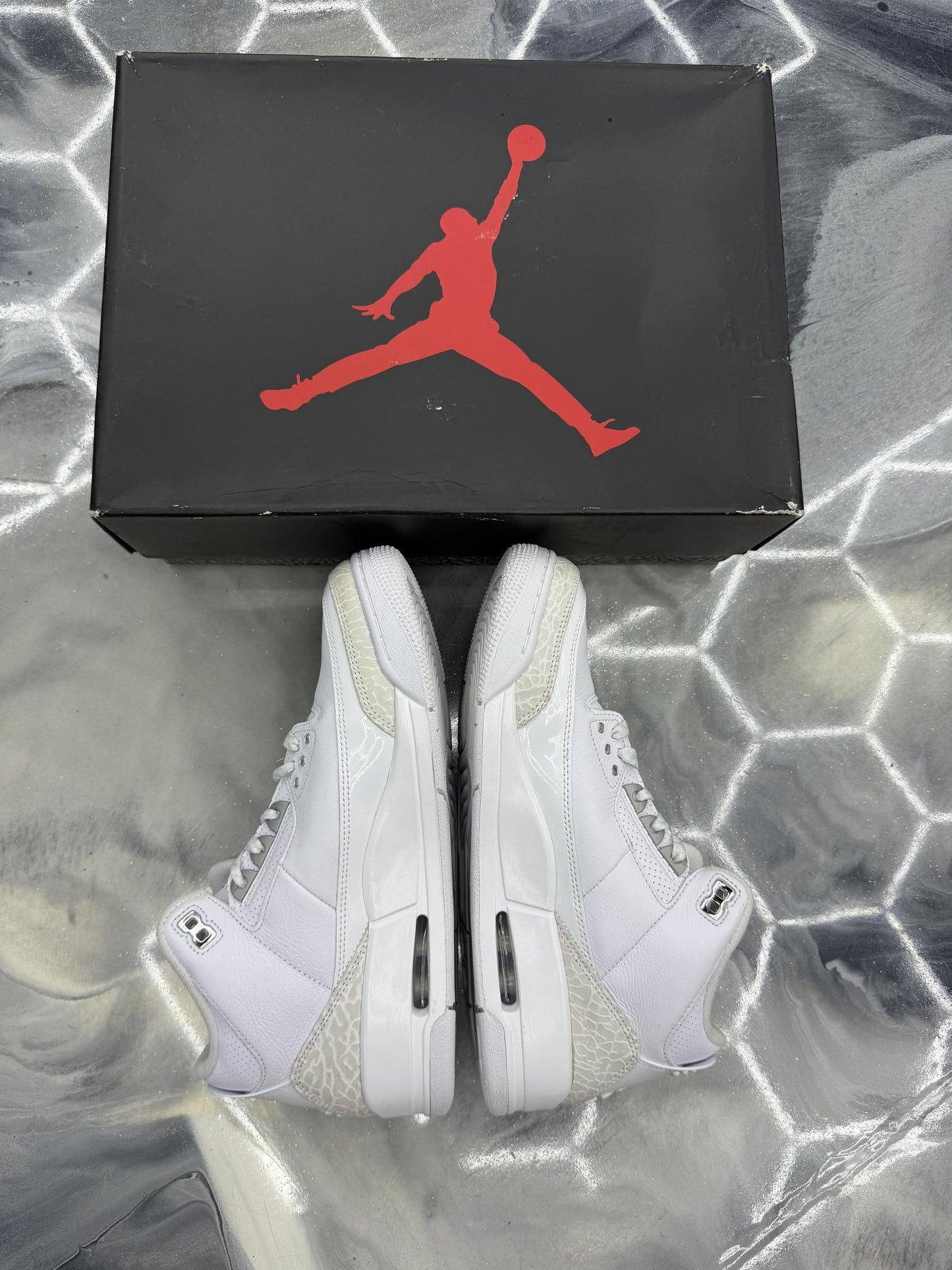 Jordan 3 Pure Money Used Size 9.5