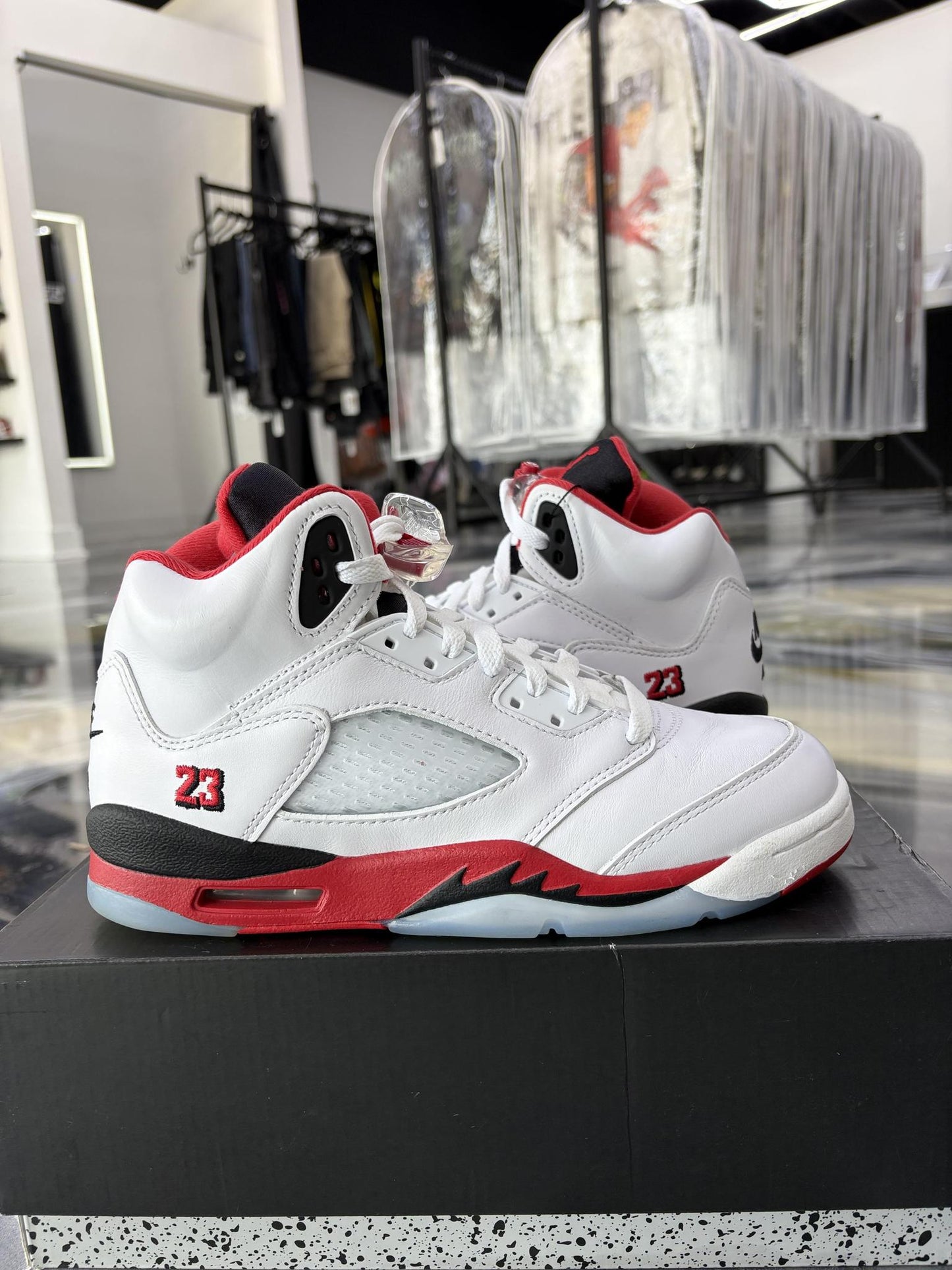 Jordan 5 "Fire Red" Used Size 6Y/7.5W