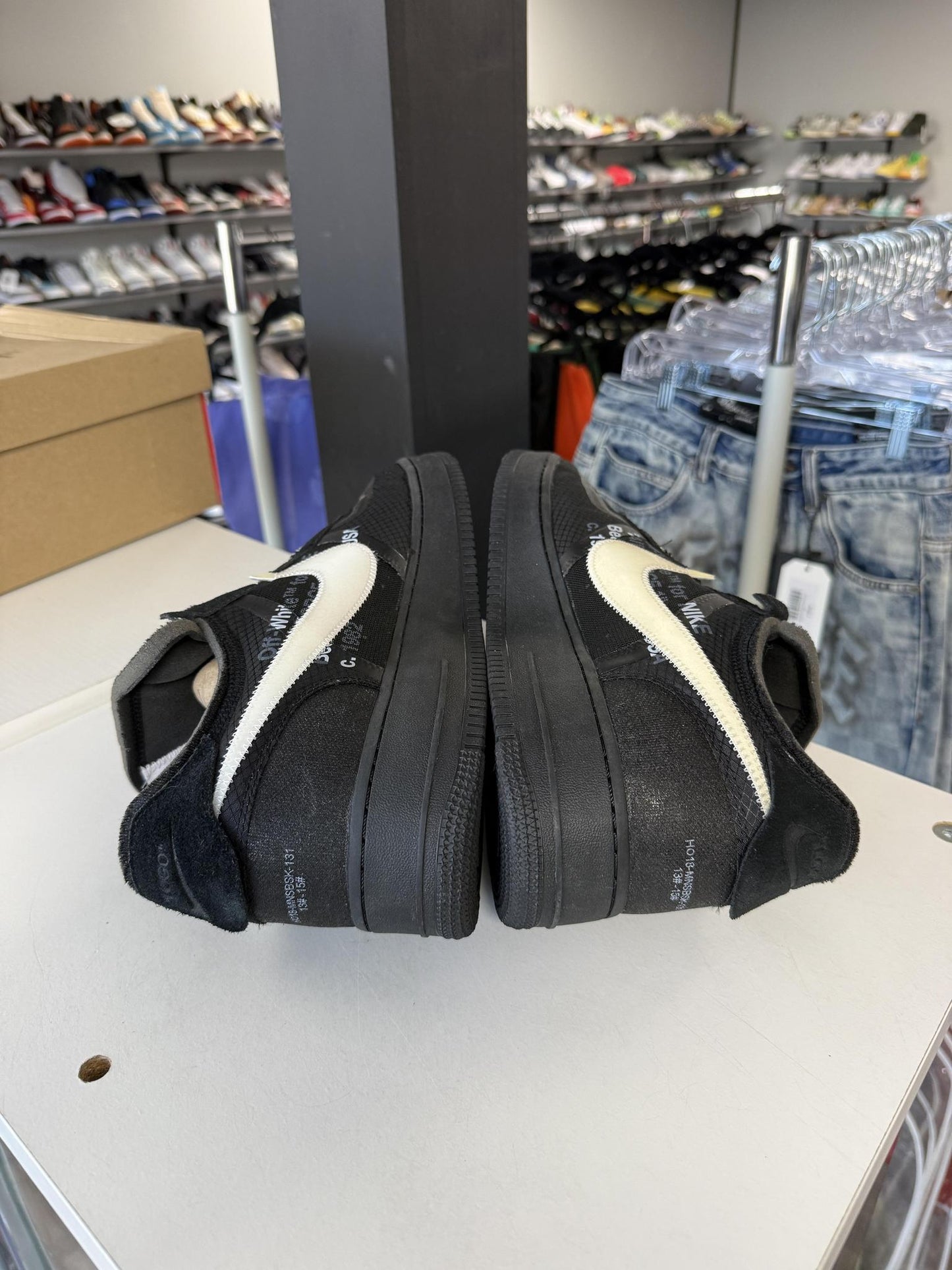 Nike Off White Air Force 1 "Black" Used Size 14