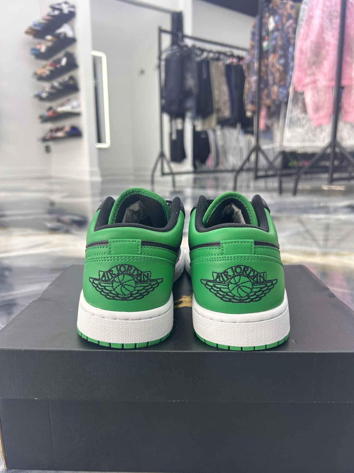 Jordan 1 Low "Black Green" Size 9