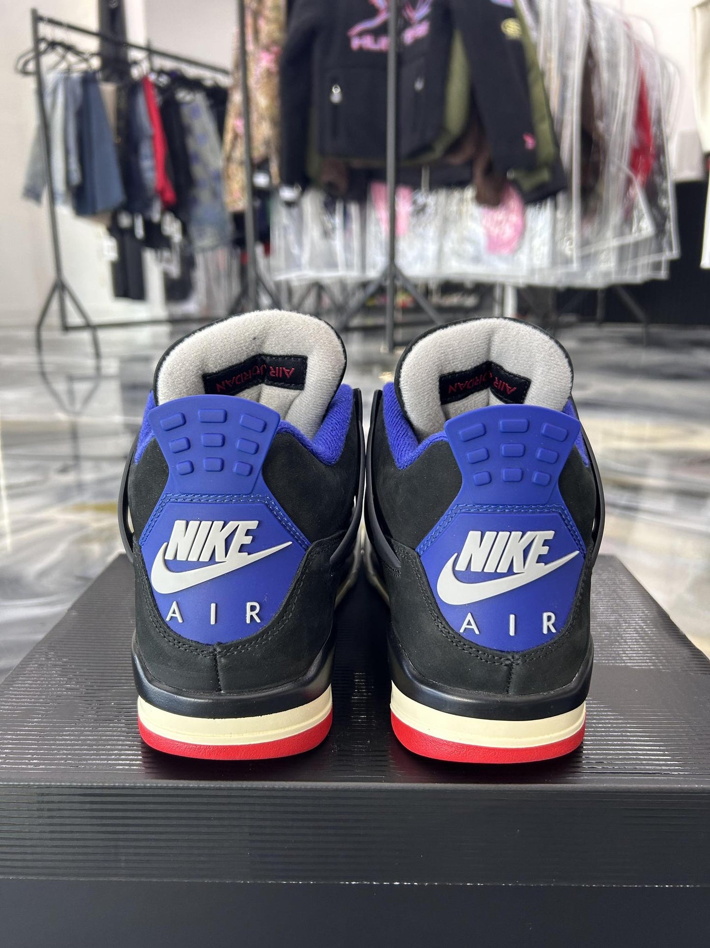 Jordan 4 "Rare Air" Used Size 8