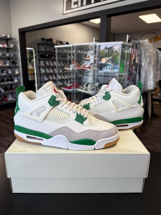 Jordan 4 x Nike SB "Pine Green" Used Size 13
