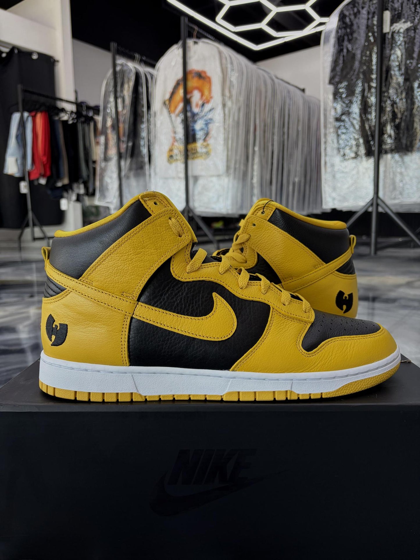 Nike SB Dunk High "Wu Tang" Used Size 13