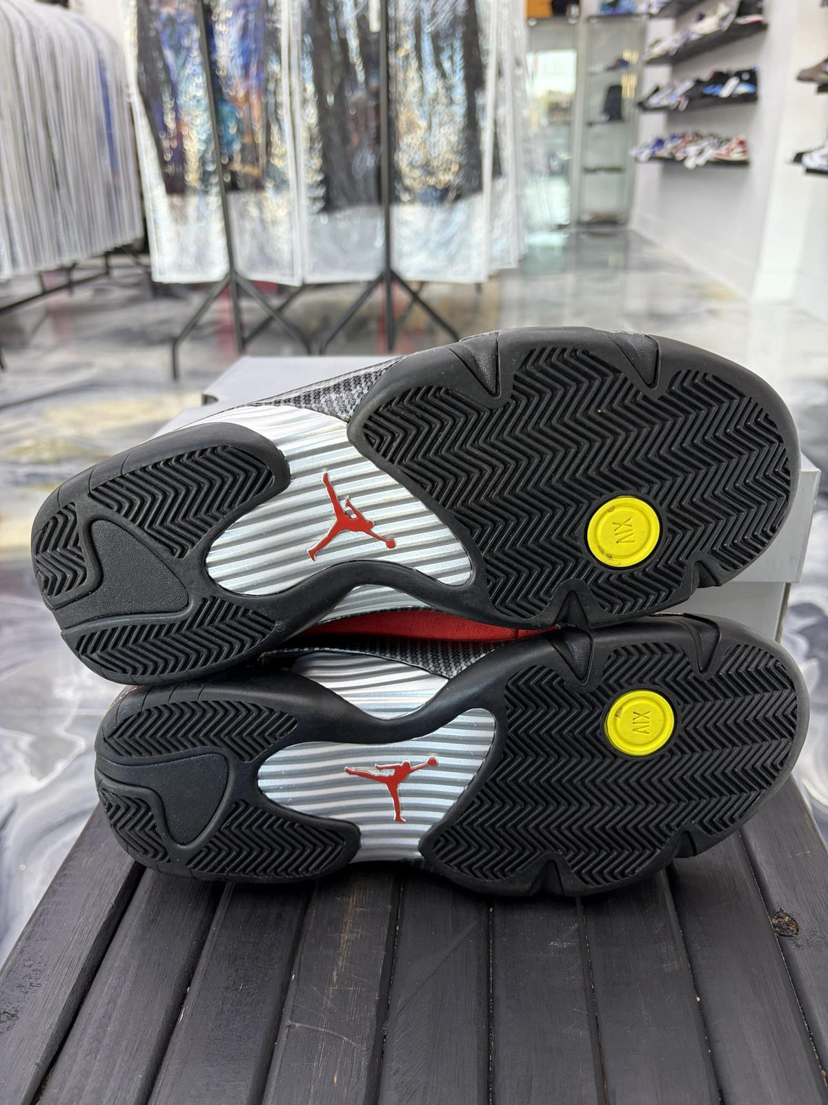 Jordan 14 "Ferrari" Used Size 9