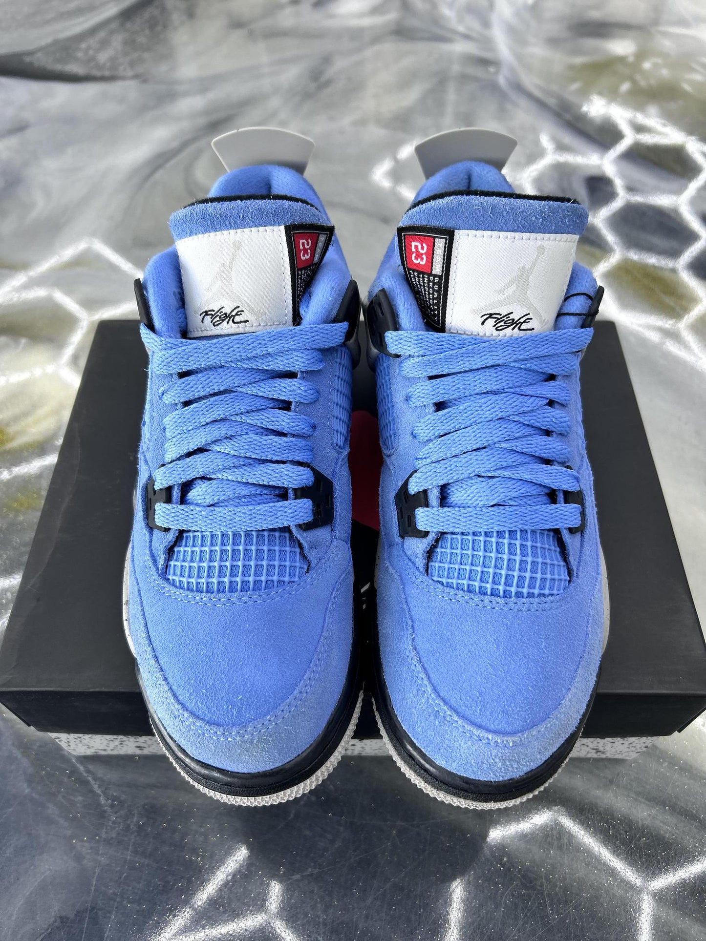 Jordan 4 University Blue Used Size 5Y/6.5W