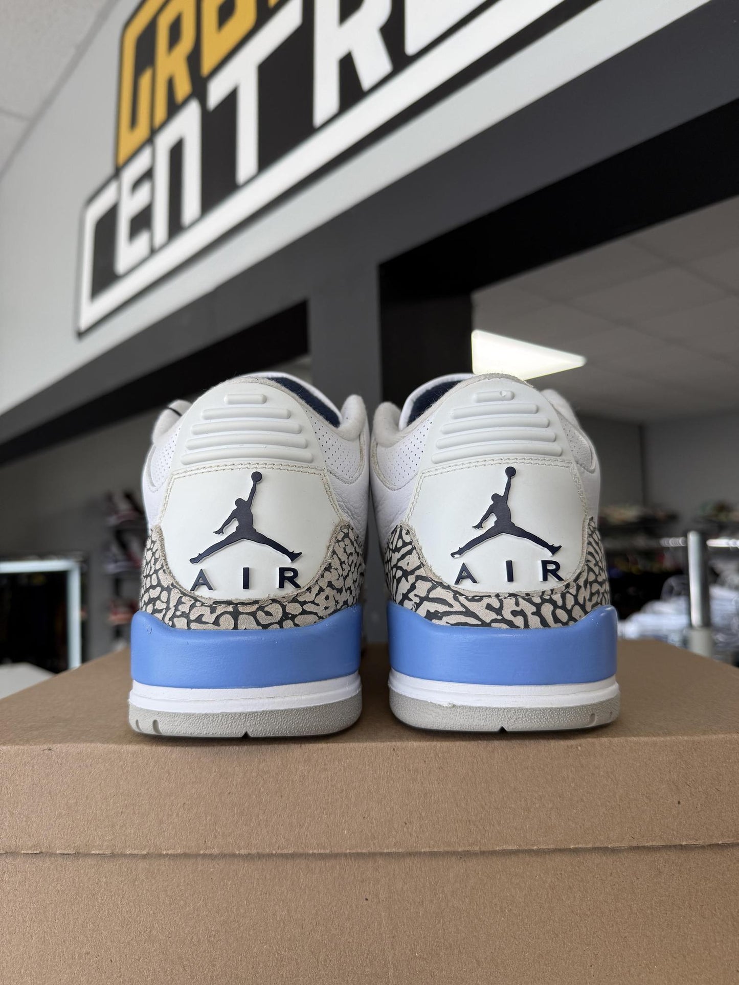 Jordan 3 "UNC" Used Size 10.5