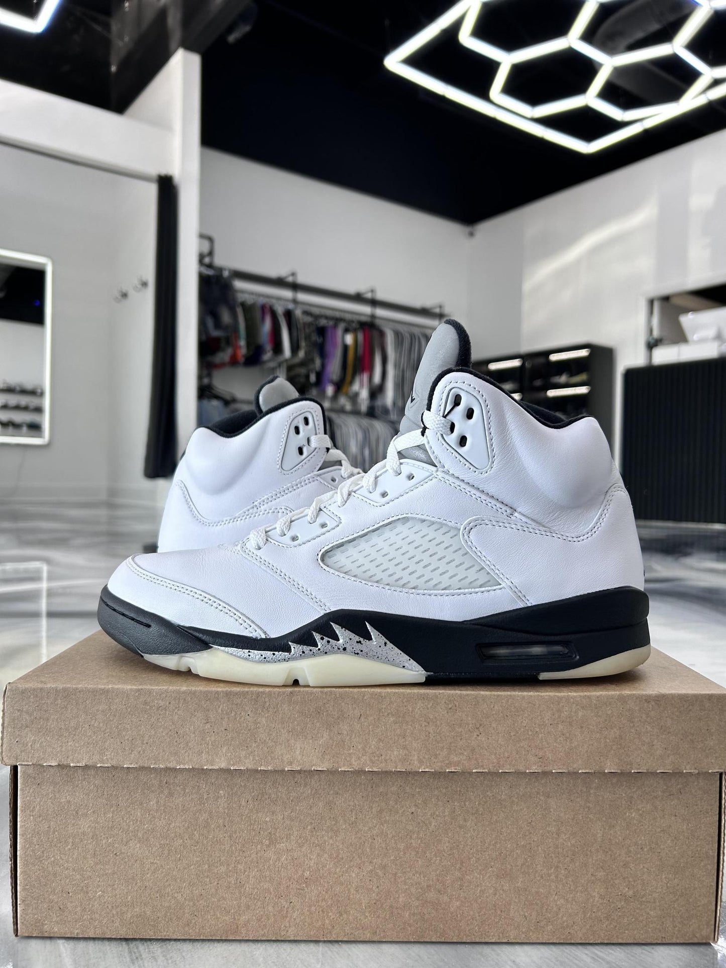Jordan 5 "Reverse Metallic" Used Size 11
