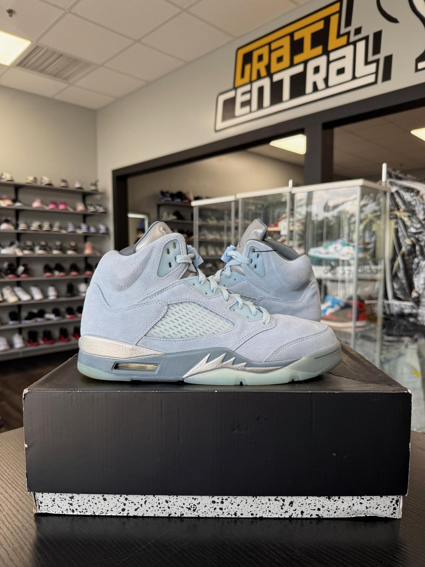 Jordan 5 Bluebird Used Size 9