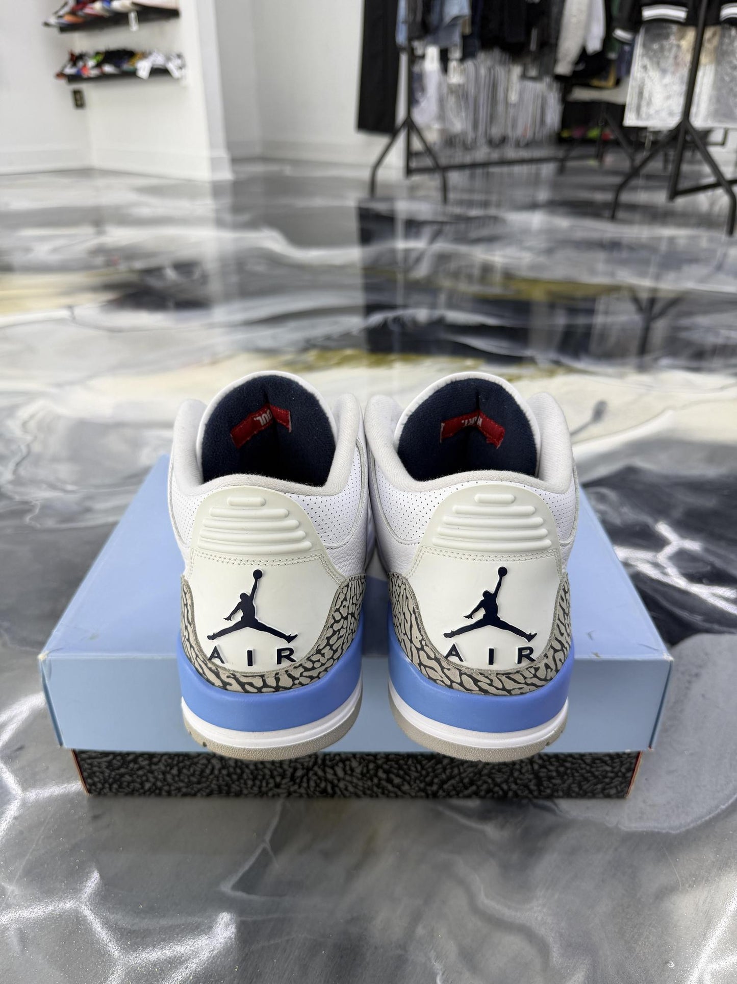 Jordan 3 UNC Used Size 13