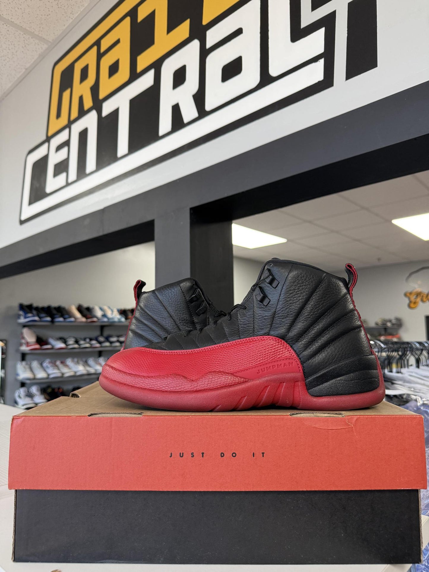 Jordan 12 "Flu Game" Used Size 10.5
