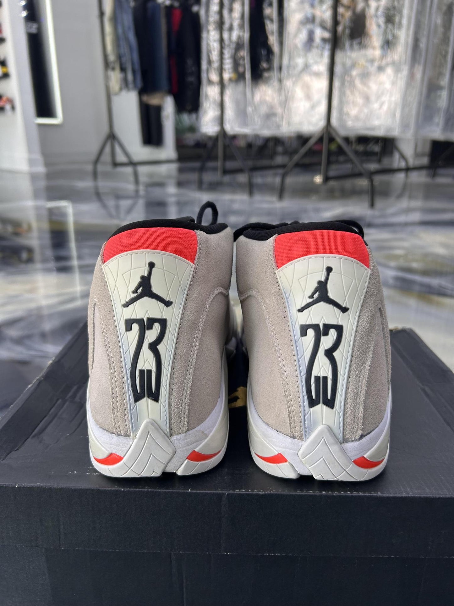 Jordan 14 "Desert Sand" Used Size 10.5