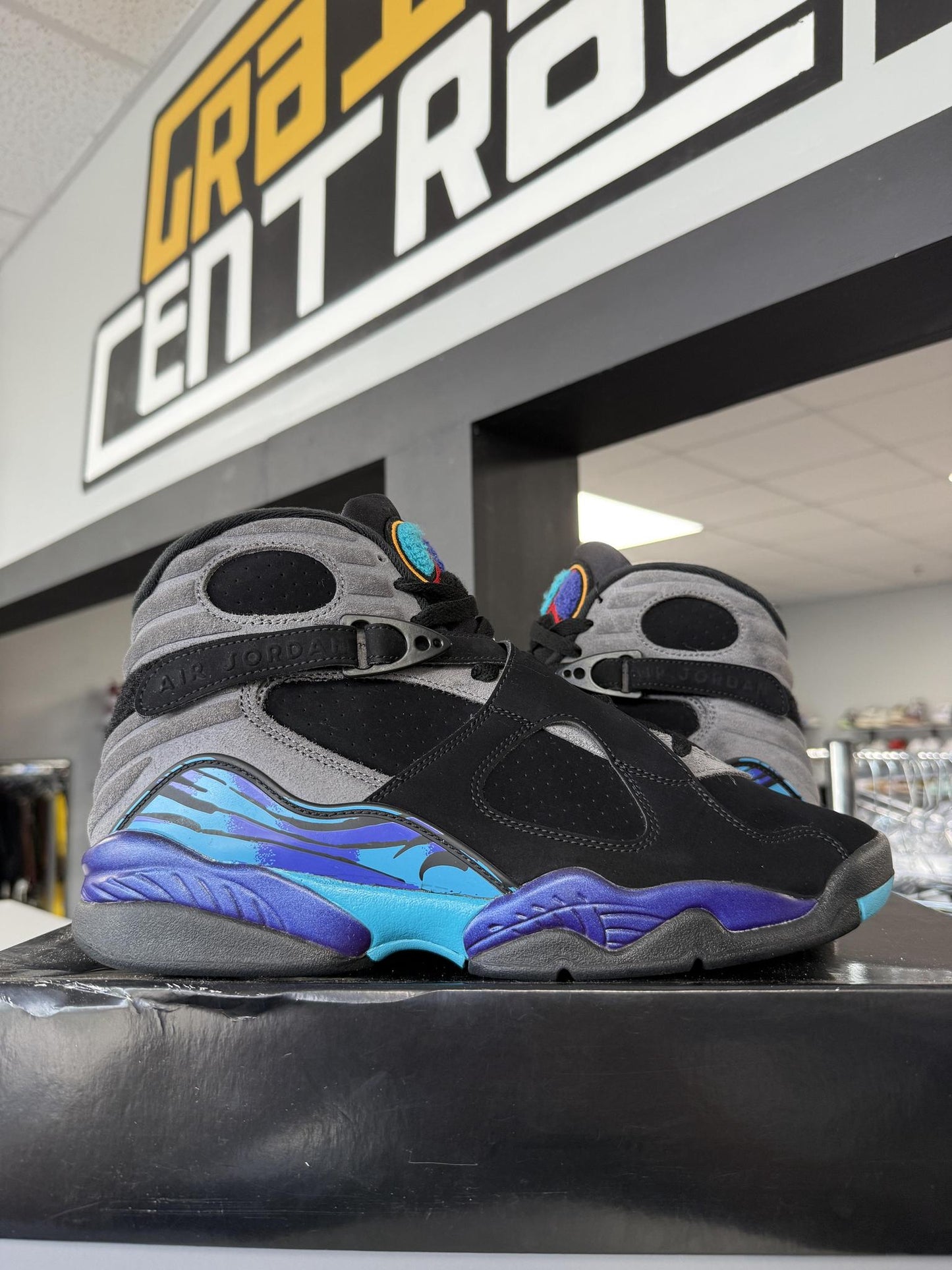 Jordan 8 "Aqua" Used Size 10.5