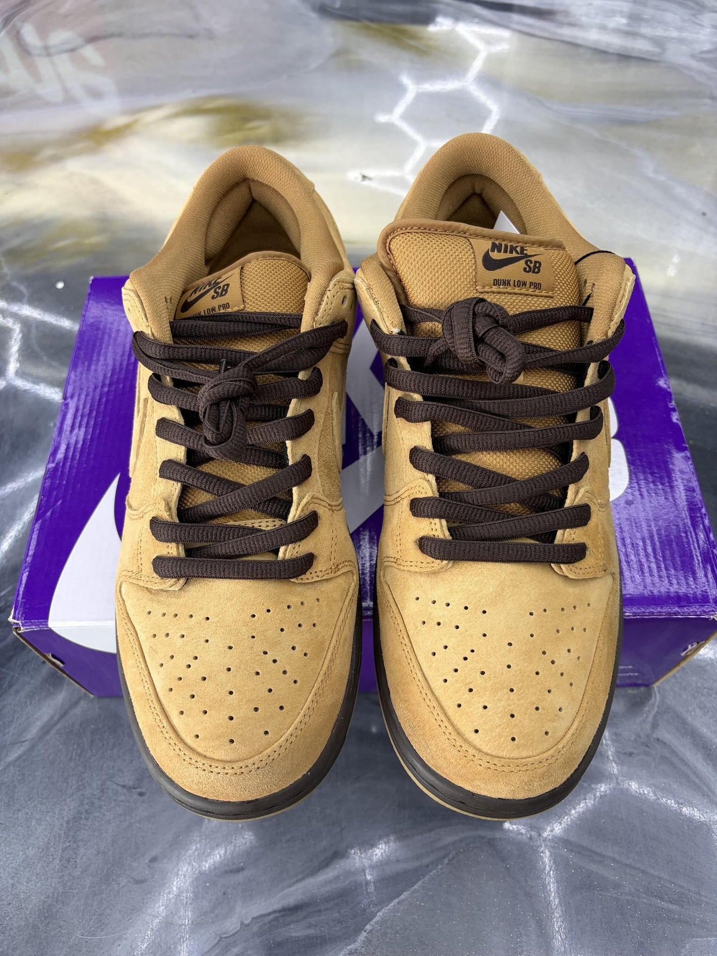 Nike SB Dunk Low "Wheat" Used Size 12