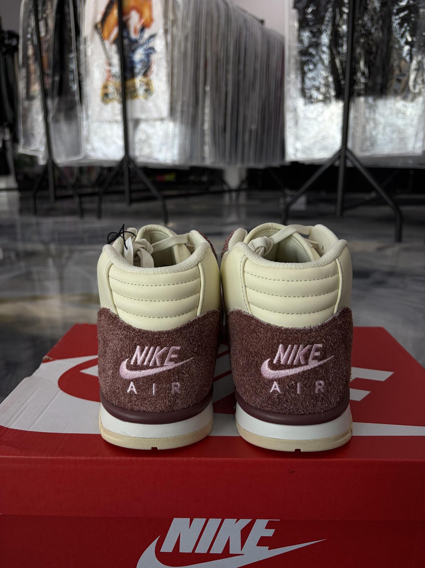 Nike Air Trainer 1 "Soft Pink" Used Size 9.5