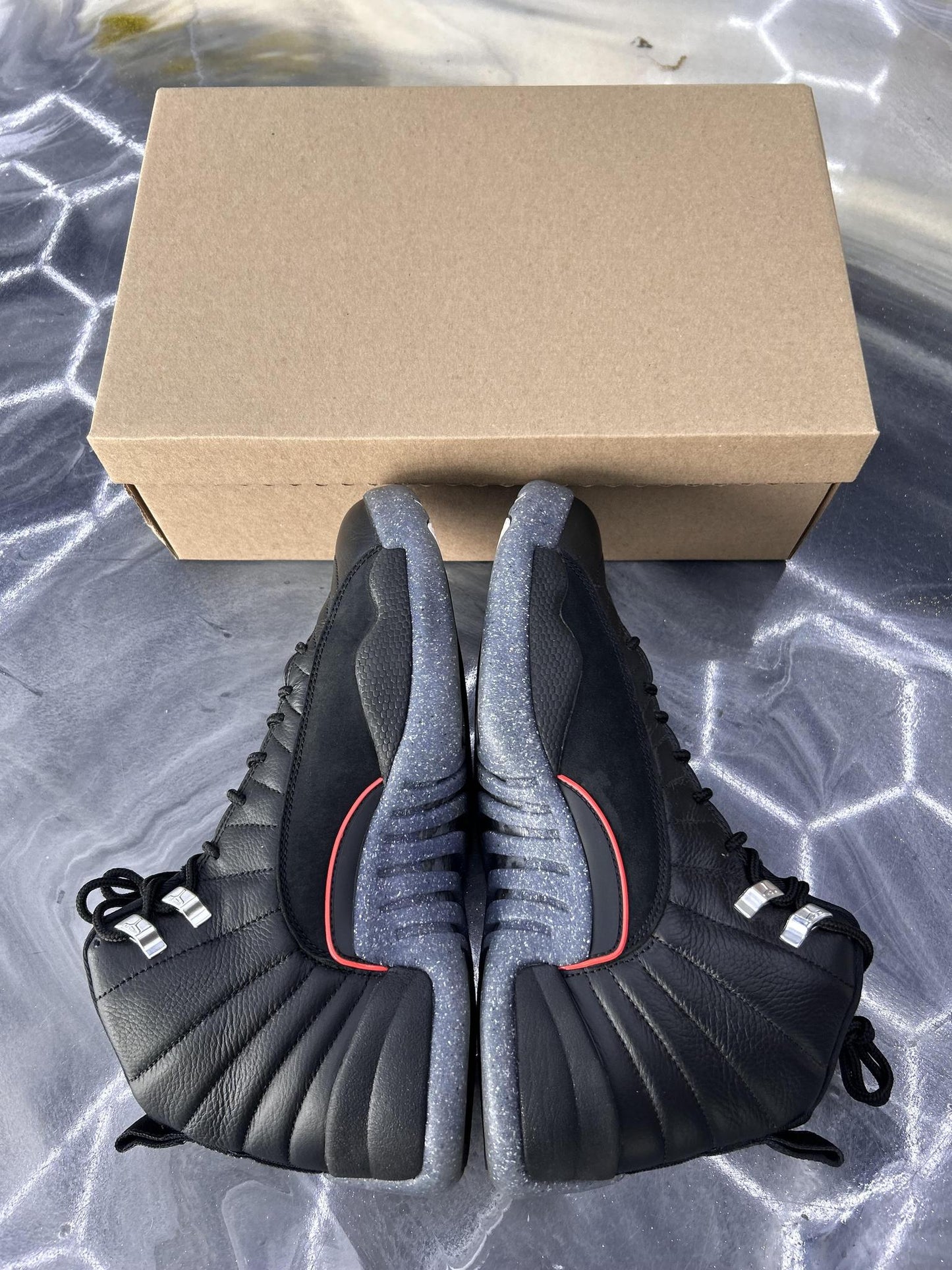 Jordan 12 "Utility" Used Size 10