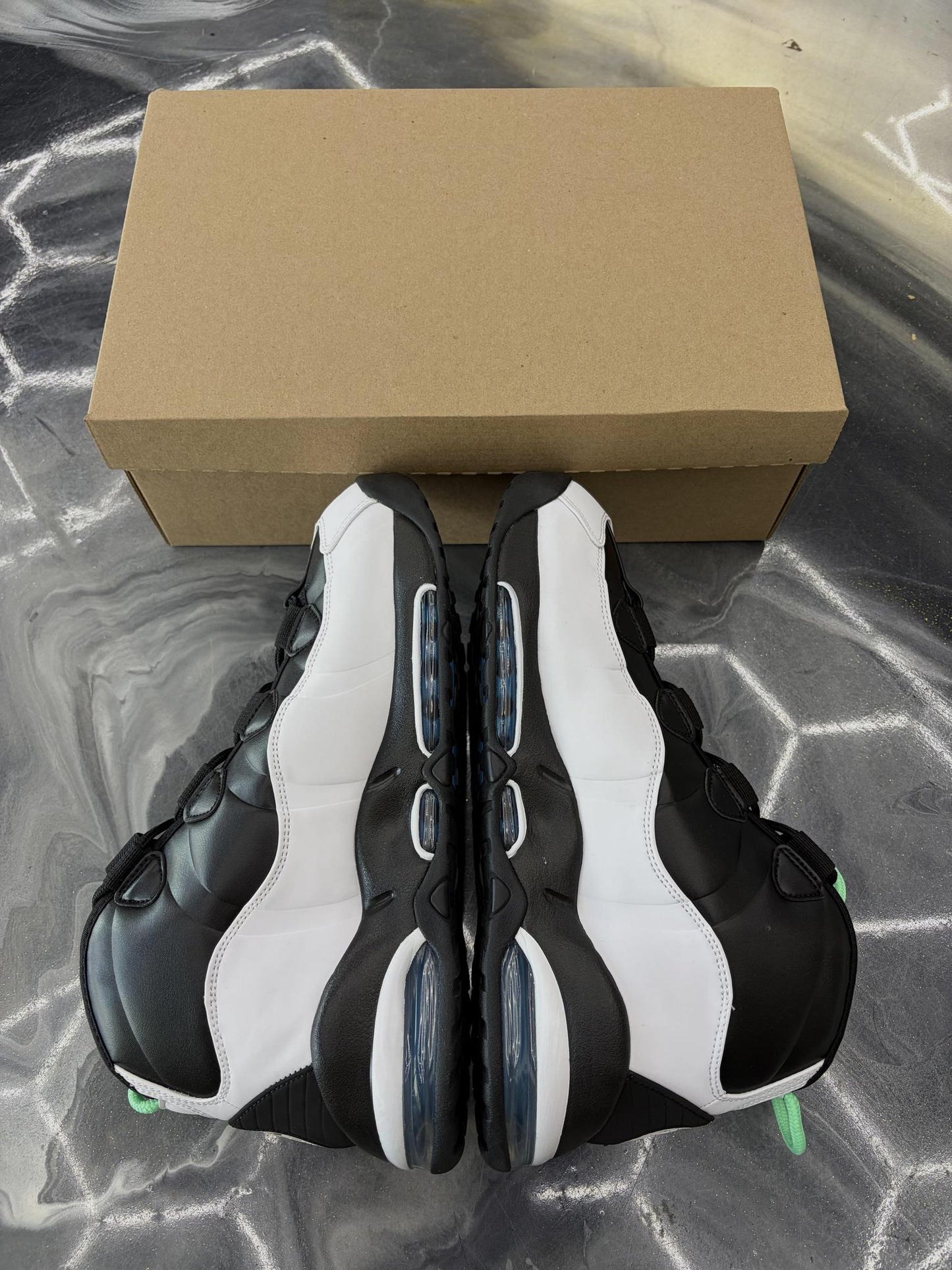 Nike Air Max Uptempo 95 "NY vs NY" Used Size 10.5