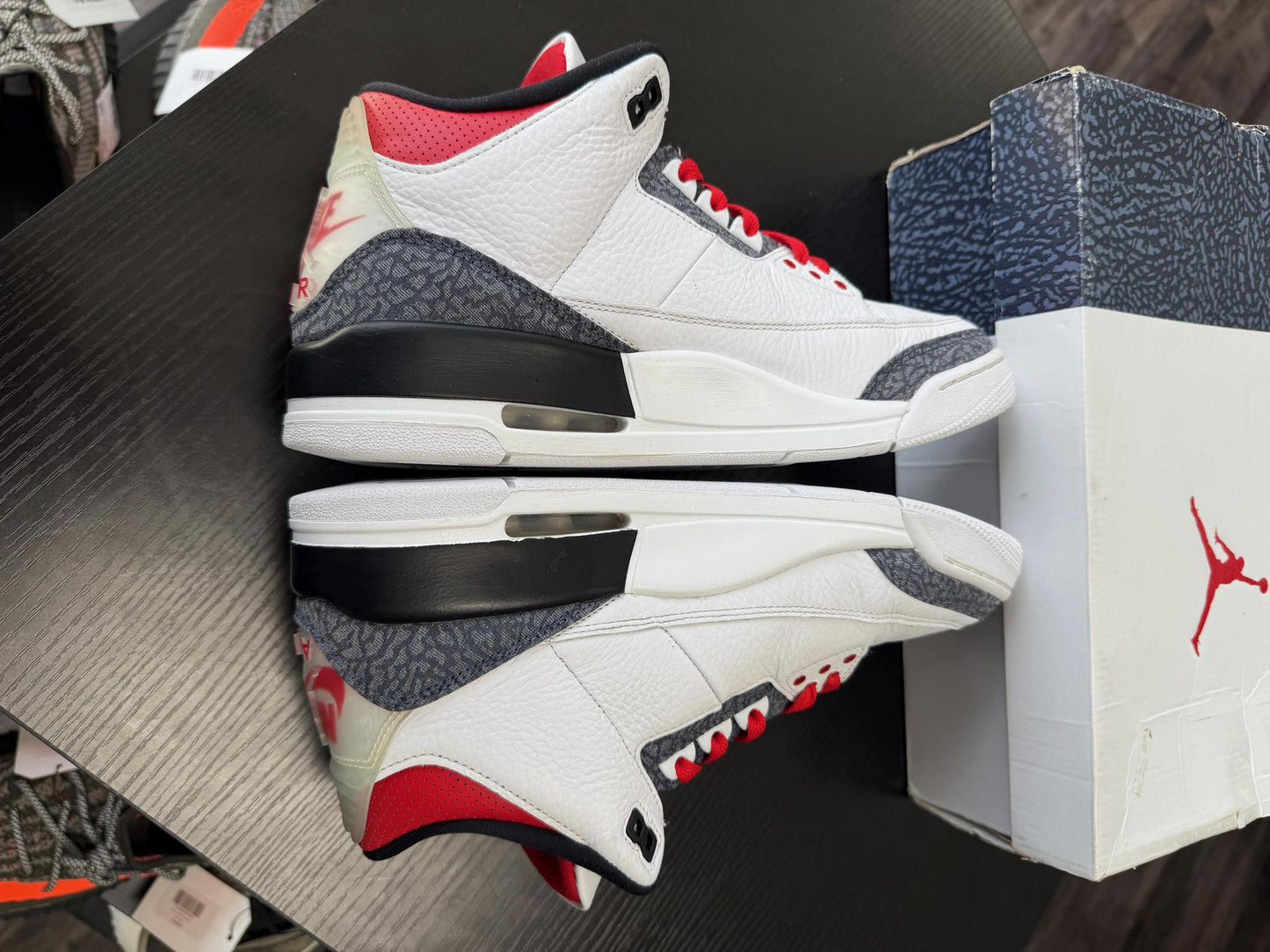 Jordan 3 "Denim Fire Red" Used Size 10