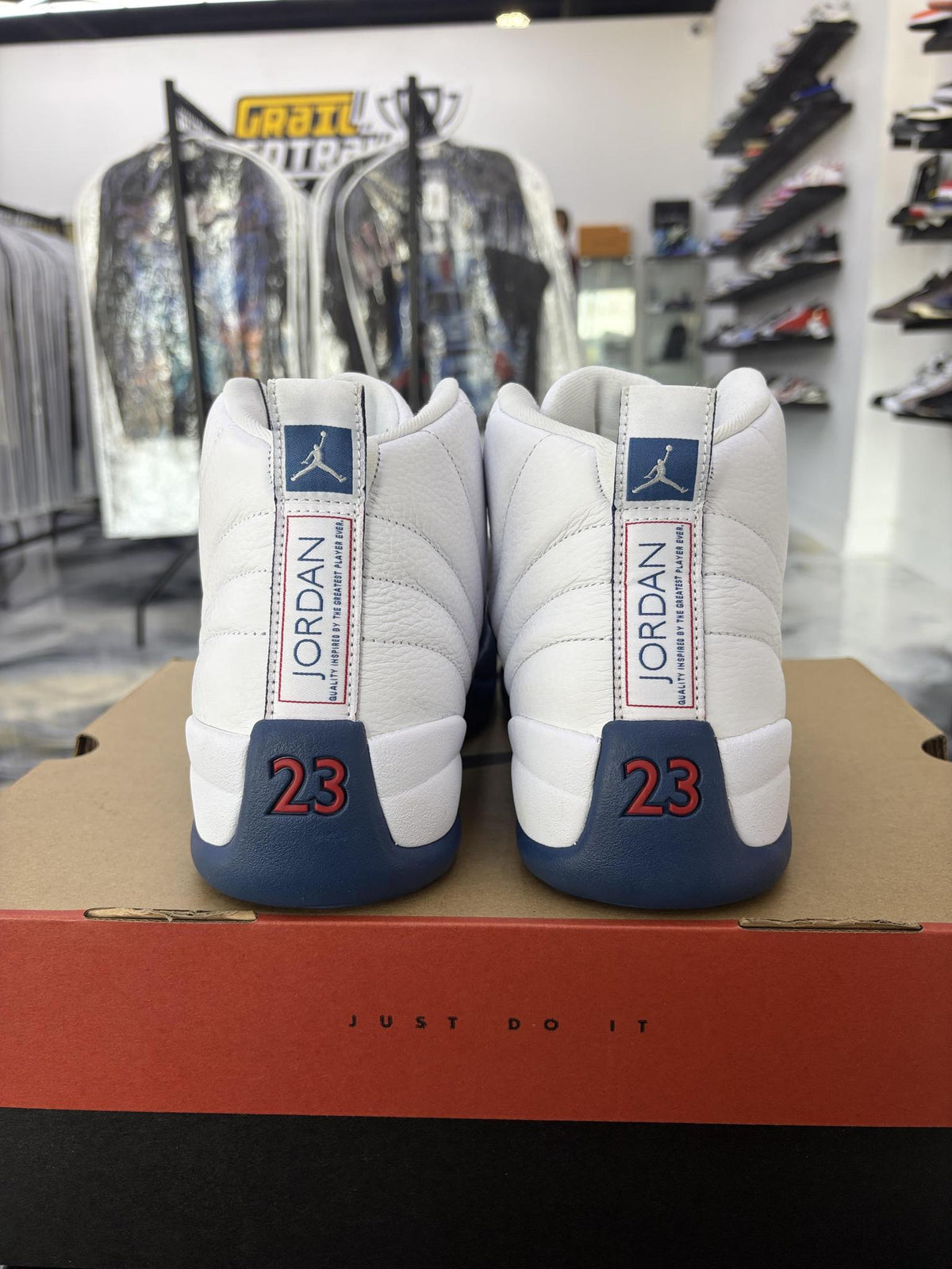 Jordan 12 "French Blue" Used Size 9.5