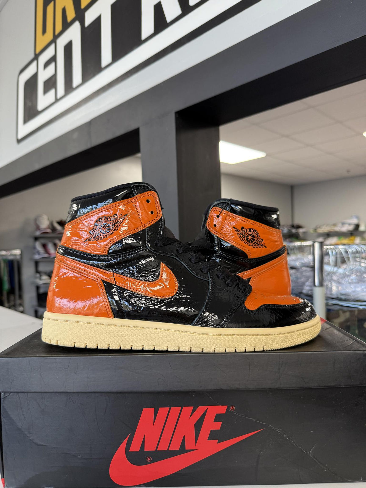 Jordan 1 "Shattered Backboard 3.0" Used Size 8