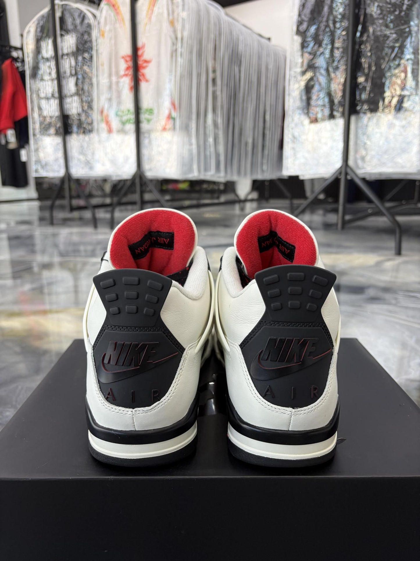 Jordan 4 "Flight Club" Used Size 11