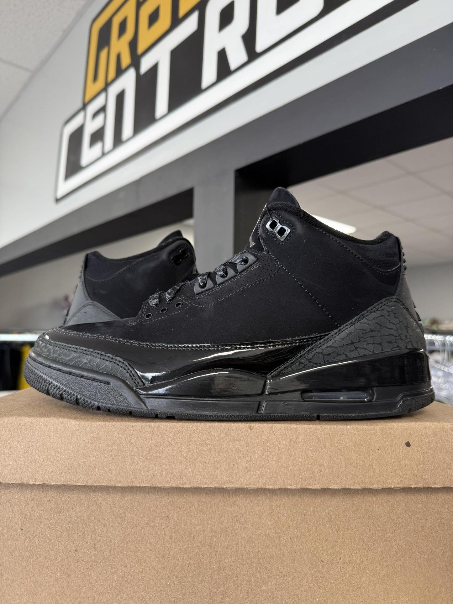 Jordan 3 "Black Cat" Used Size 10