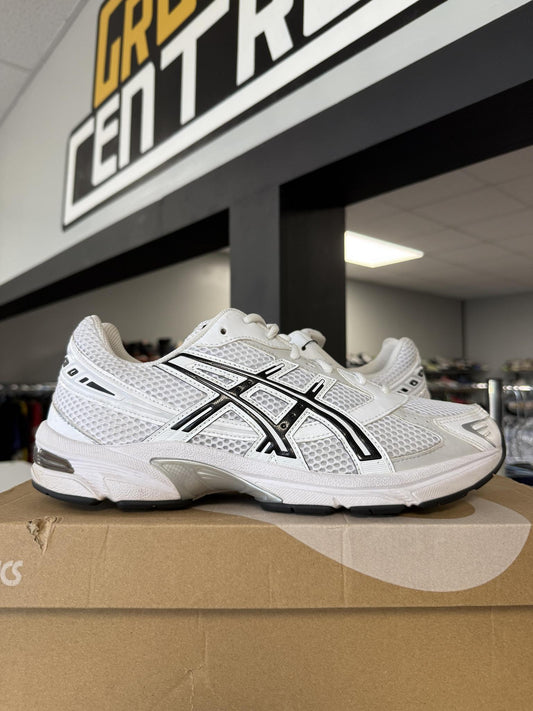 Asics Gel 1130 "White Black" Used Size 11
