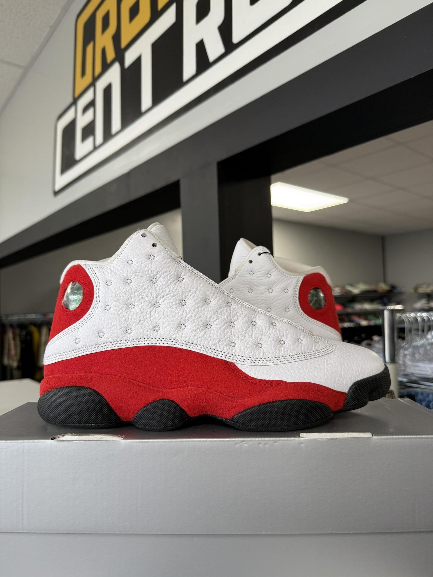 Jordan 13 "Chicago" Used Size 9.5
