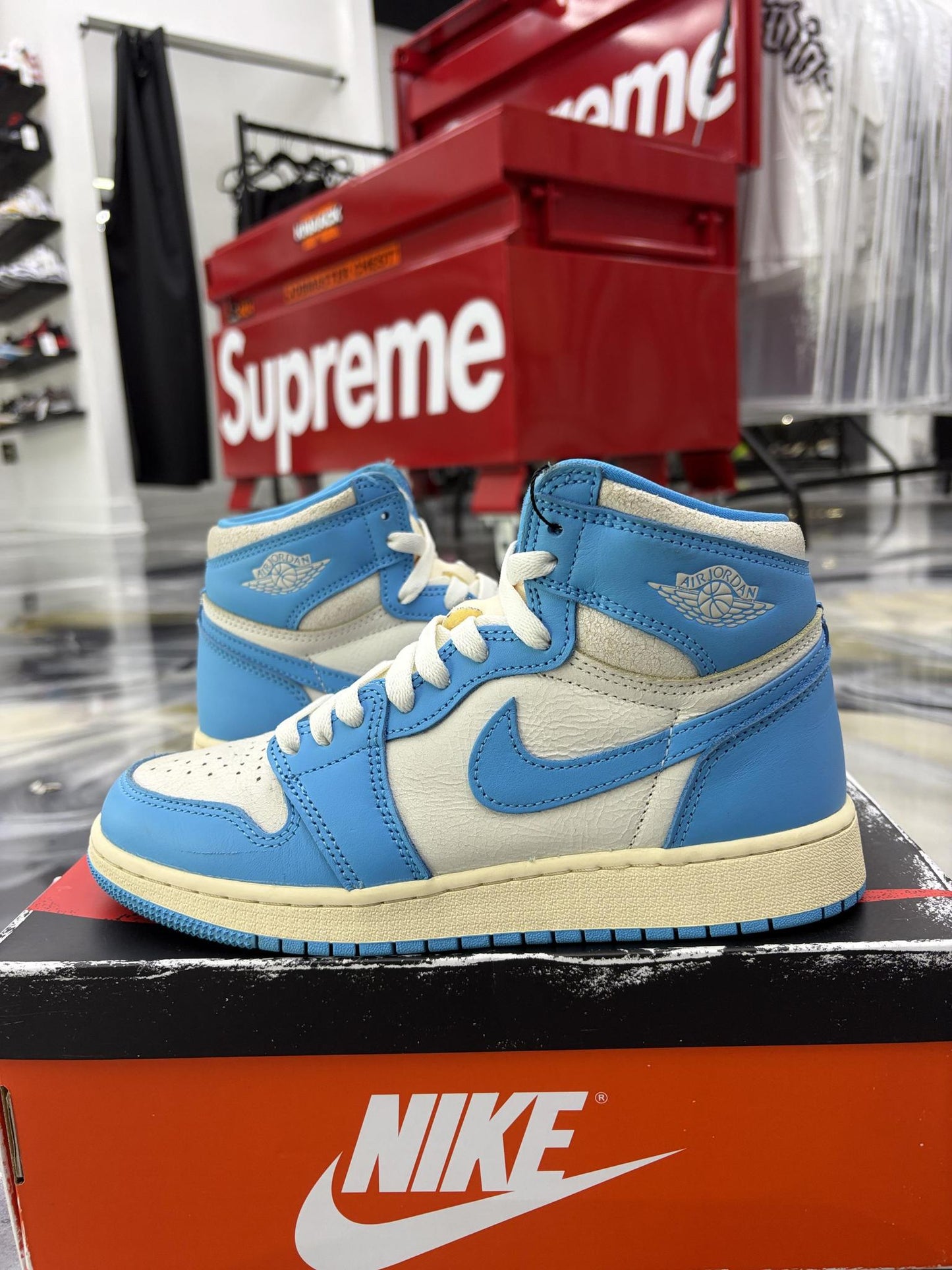 Jordan 1 "UNC Reimagined" Used Size 5.5Y/7W