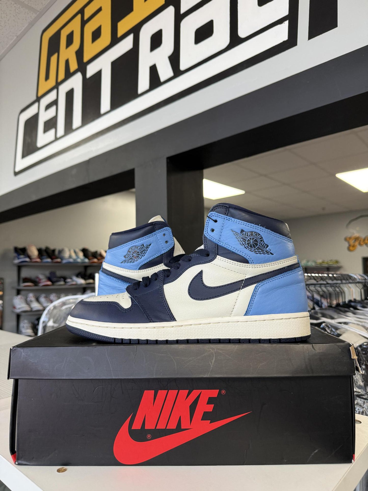 Jordan 1 "Obsidian" Used Size 10