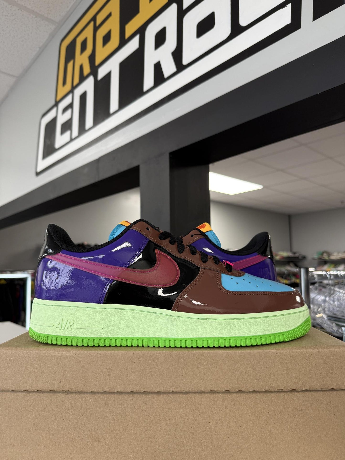 Nike Air Force One Low UNFTD "Multi Color" Used Size 12